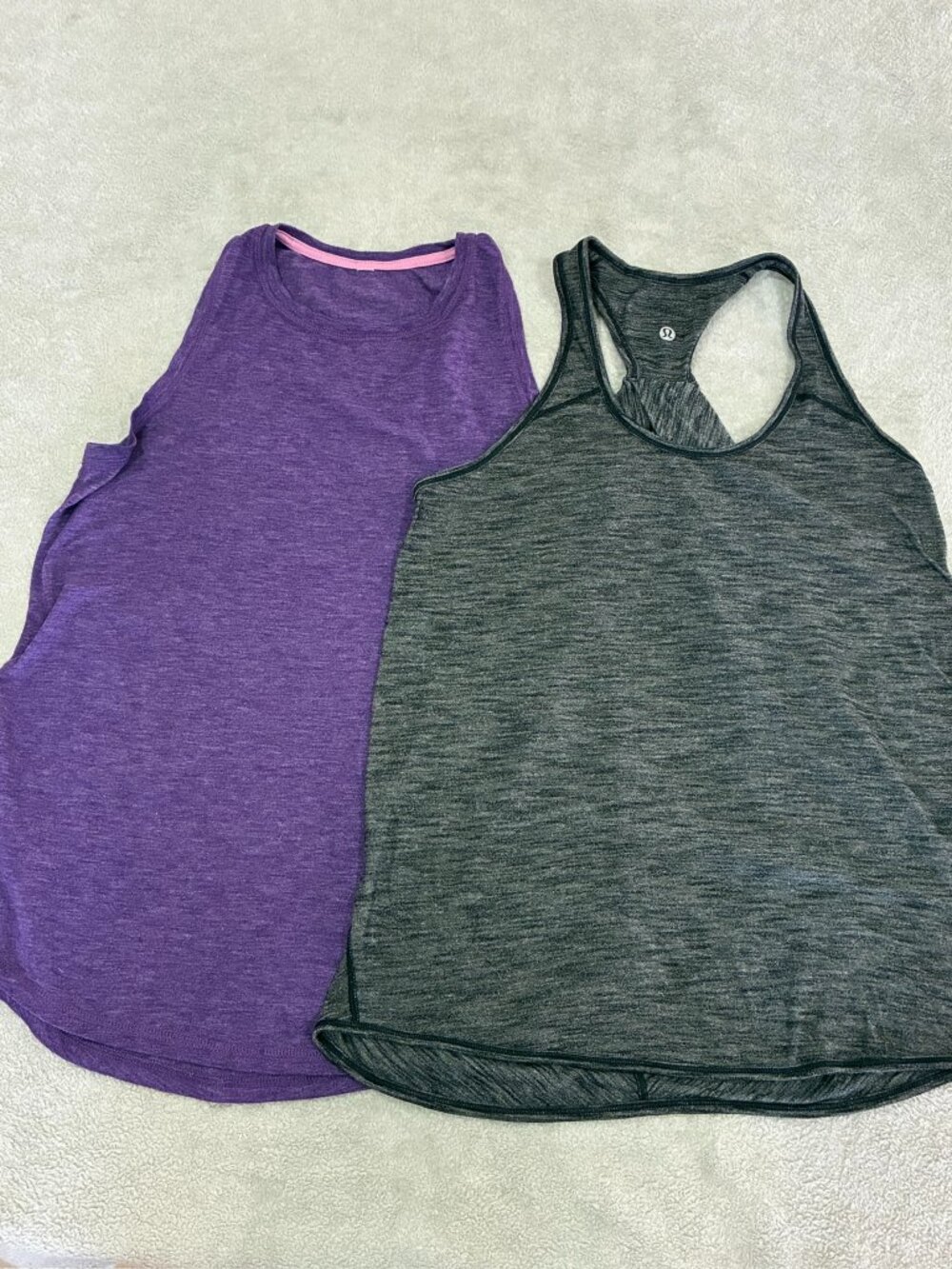 Lululemon Essentail Tank Workout Top Bundle Size Small
